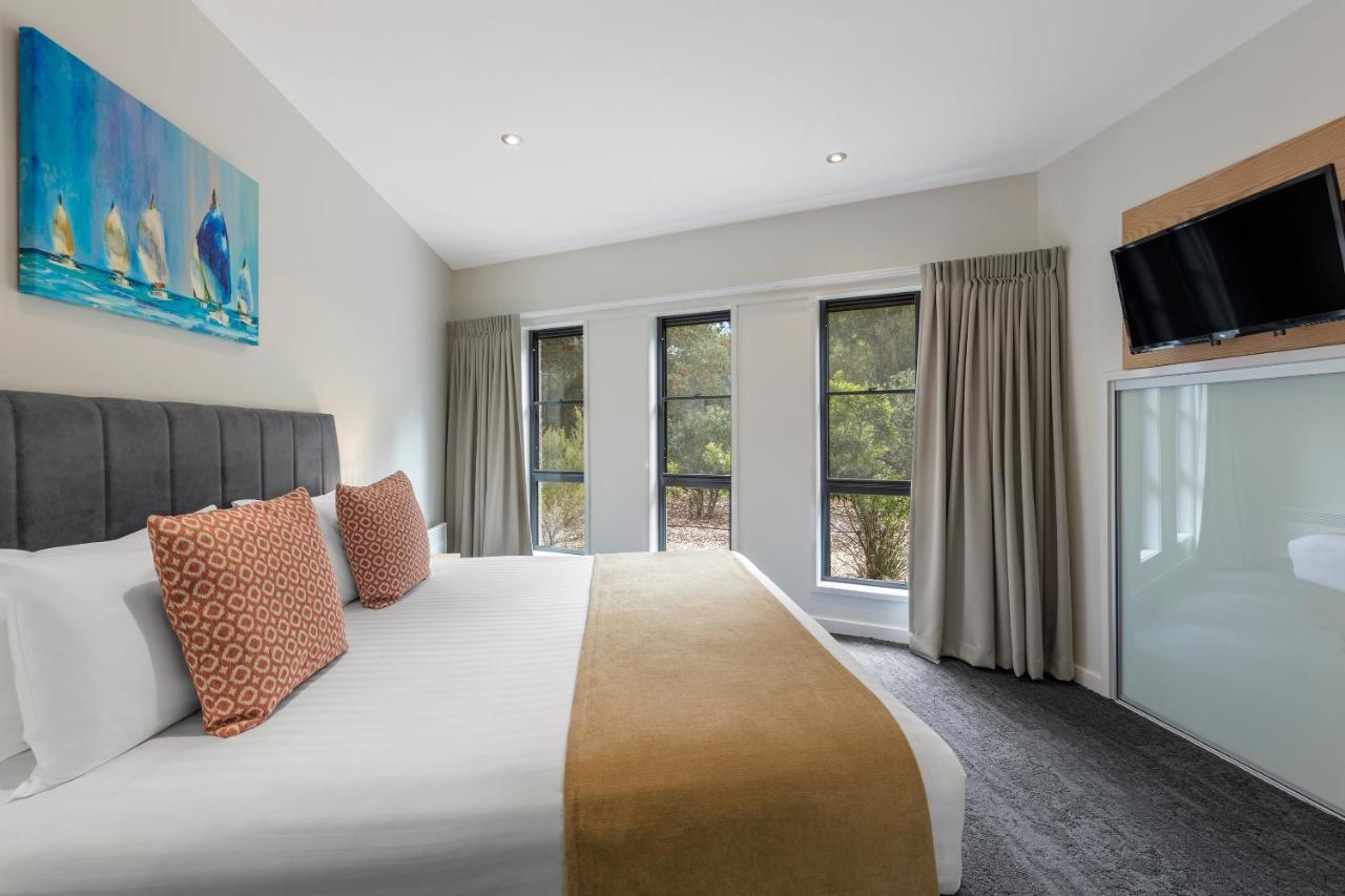 Club Wyndham Seven Mile Beach, Trademark Collection By Wyndham Cambridge Экстерьер фото
